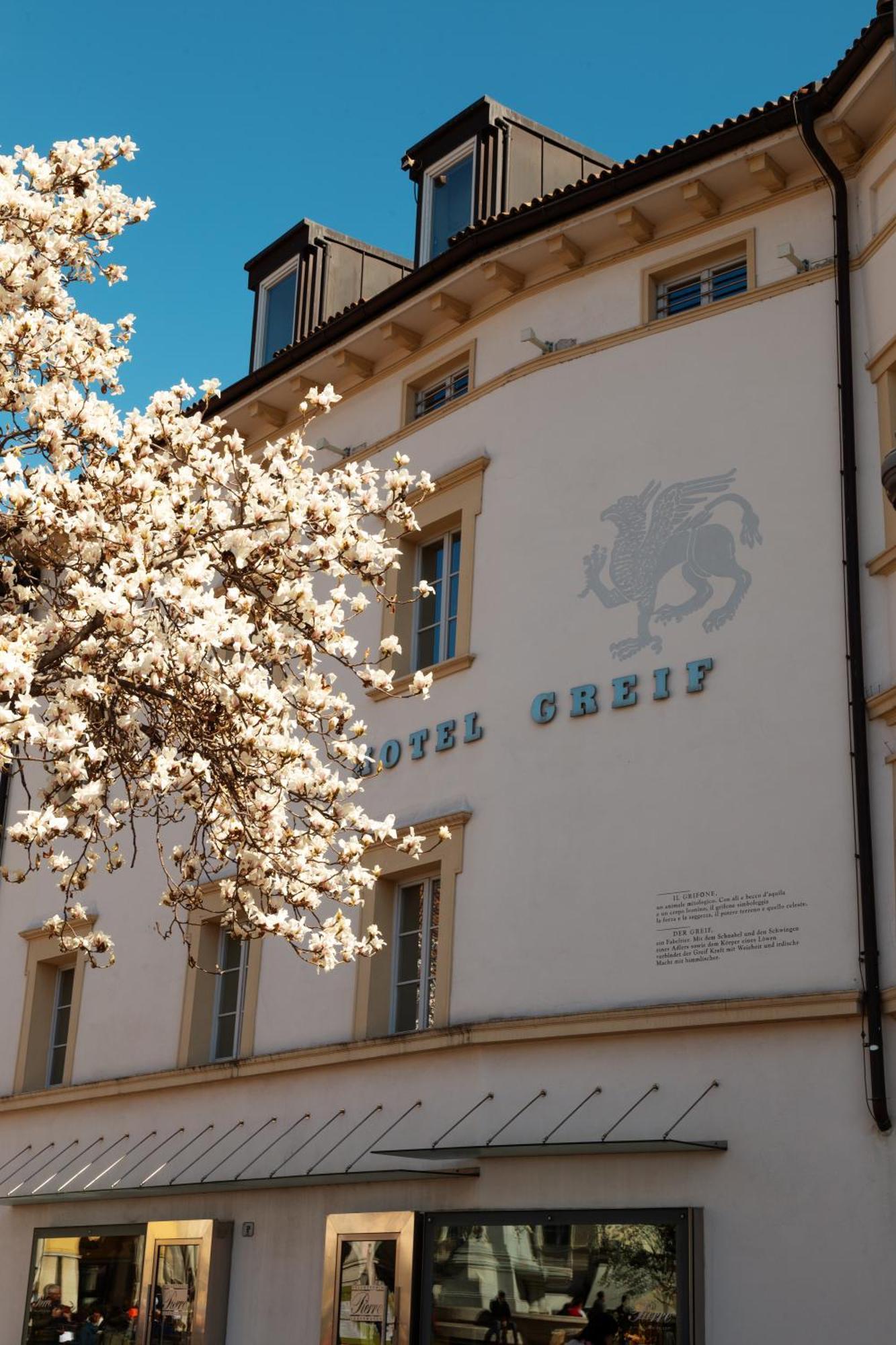 Hotel Greif, A Member Of Design Hotels Bozen Extérieur photo